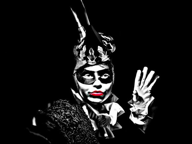 os_iluminados_1080x1920_quiosque_digital